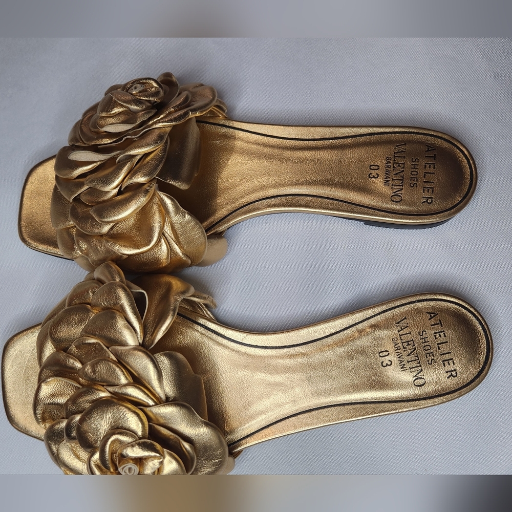 VALENTINO Gold Floral Flat Size 38 EU Atlier Shoes Garavani 03 Gold Size 8 US